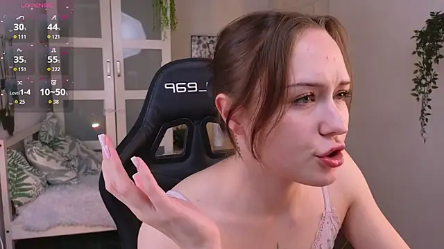 selin selin online show from November 30, 2025, 12:42 pm