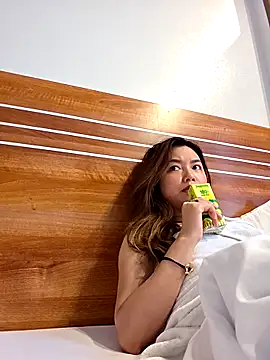 MaiHoang2k online show from October 30, 2025, 3:30 am