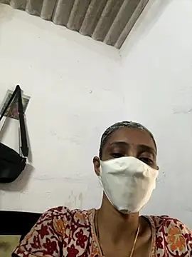 sweetreddy-02 online show from November 27, 2025, 5:20 am