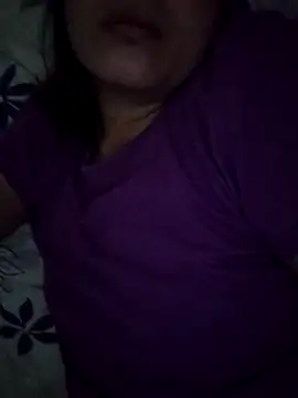Snapshot of Poppy-y chatting on September 21, 2025, 9:27 pm Poppy-y online show from September 21, 2025, 9:27 pm