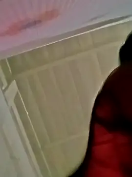 emly-xinh18 online show from December 1, 2025, 7:08 pm