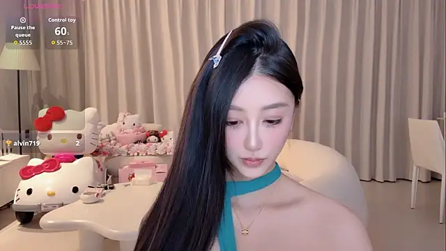 Snapshot of Melody-11 chatting on October 22, 2025, 1:11 pm Melody-11 online show from October 22, 2025, 1:11 pm