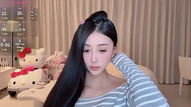 Snapshot of Melody-11 chatting on October 27, 2025, 10:36 pm Melody-11 online show from October 27, 2025, 10:36 pm