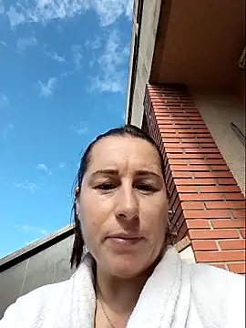 bichota85 online show from November 16, 2025, 12:44 pm