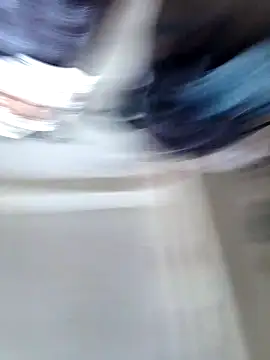 Snapshot of queen_baby09 chatting on October 9, 2025, 6:22 am queen baby09 online show from October 9, 2025, 6:22 am