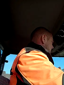 hugoboys4576 online show from October 10, 2025, 8:57 am