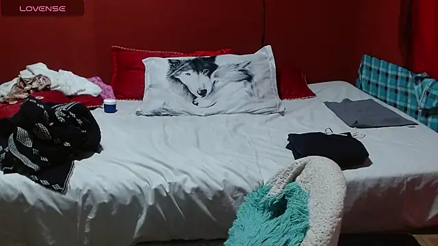 Snapshot of Sasharosee2 chatting on December 5, 2025, 12:36 pm Sasharosee2 online show from December 5, 2025, 12:36 pm