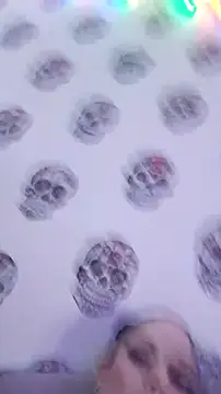 curvybabe88 online show from December 2, 2025, 8:48 pm