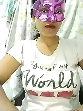 Snapshot of ms-naina chatting on November 8, 2025, 6:40 pm ms-naina online show from November 8, 2025, 6:40 pm