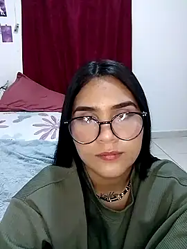 Snapshot of Renata_Zoe chatting on October 22, 2025, 1:50 am Renata Zoe online show from October 22, 2025, 1:50 am