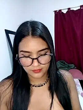 Snapshot of Renata_Zoe chatting on October 24, 2025, 1:57 am Renata Zoe online show from October 24, 2025, 1:57 am