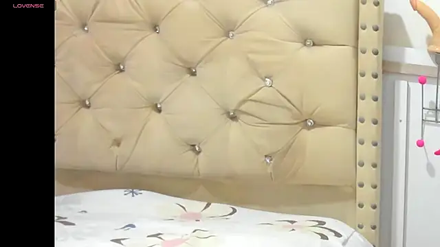 ELEKTRA FOX1 online show from October 10, 2025, 4:22 am