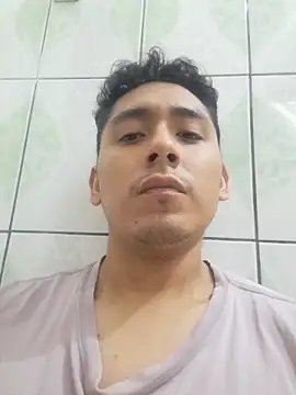 Snapshot of latinbigcock1_ chatting on September 28, 2025, 4:18 am latinbigcock1  online show from September 28, 2025, 4:18 am