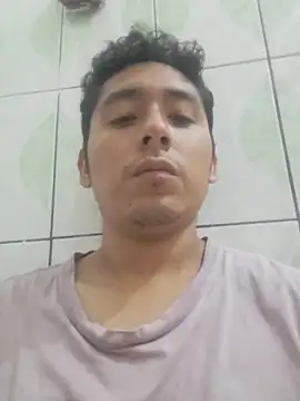 Snapshot of latinbigcock1_ chatting on October 31, 2025, 11:28 pm latinbigcock1  online show from October 31, 2025, 11:28 pm