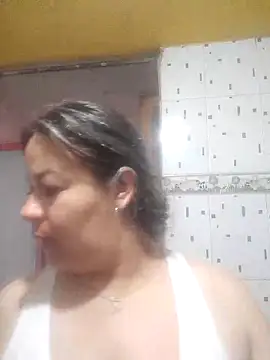 Snapshot of Amalia-sm chatting on October 14, 2025, 1:45 pm Amalia-sm online show from October 14, 2025, 1:45 pm