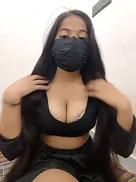 Snapshot of Rihana_01 chatting on November 3, 2025, 7:42 am Rihana 01 online show from November 3, 2025, 7:42 am