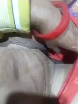 Snapshot of Hott_cutgirl chatting on November 11, 2025, 11:49 pm Hott cutgirl online show from November 11, 2025, 11:49 pm