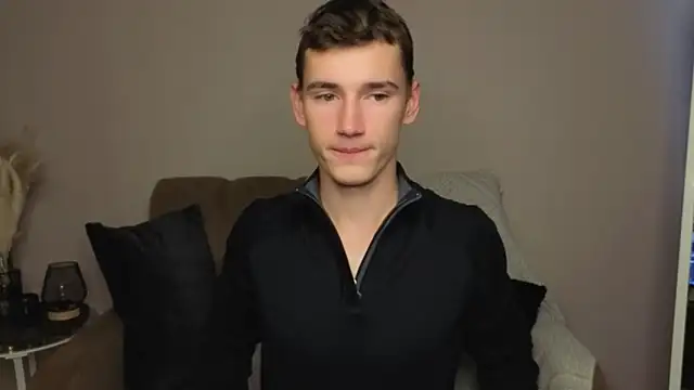 Snapshot of Max_Foks chatting on September 26, 2025, 7:12 am Max Foks online show from September 26, 2025, 7:12 am