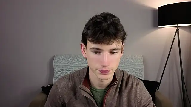 Snapshot of Max_Foks chatting on December 19, 2025, 6:42 am Max Foks online show from December 19, 2025, 6:42 am