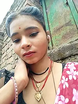 Snapshot of R_Roshni chatting on October 3, 2025, 5:26 am R Roshni online show from October 3, 2025, 5:26 am