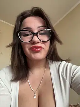 Snapshot of DeliceMaya chatting on September 30, 2025, 4:28 am DeliceMaya online show from September 30, 2025, 4:28 am