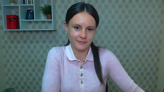 Snapshot of EvelinaMiss_ chatting on September 26, 2025, 12:09 pm EvelinaMiss online show from September 26, 2025, 12:09 pm