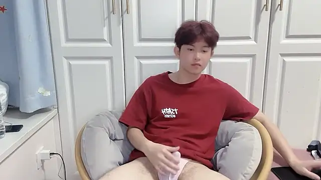 Snapshot of xlong00099 chatting on October 4, 2025, 5:11 pm xlong00099 online show from October 4, 2025, 5:11 pm