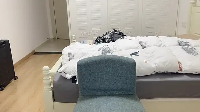 Snapshot of xlong00099 chatting on November 7, 2025, 12:49 pm xlong00099 online show from November 7, 2025, 12:49 pm