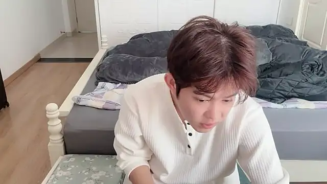 Snapshot of xlong00099 chatting on November 25, 2025, 2:33 am xlong00099 online show from November 25, 2025, 2:33 am