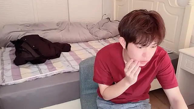 Snapshot of xlong00099 chatting on December 3, 2025, 5:37 am xlong00099 online show from December 3, 2025, 5:37 am