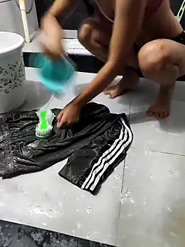 Snapshot of sassyishhu76 chatting on November 9, 2025, 6:33 am sassyishhu76 online show from November 9, 2025, 6:33 am