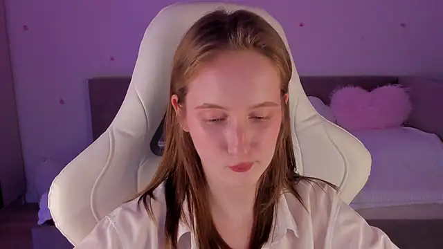 CrystalSoul  online show from November 12, 2025, 12:33 am