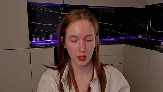 CrystalSoul  online show from November 27, 2025, 5:53 am