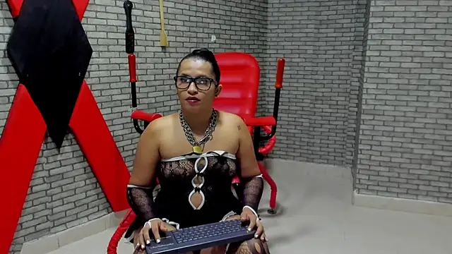 Snapshot of BDSM_MEDUZA chatting on September 21, 2025, 12:40 pm BDSM MEDUZA online show from September 21, 2025, 12:40 pm