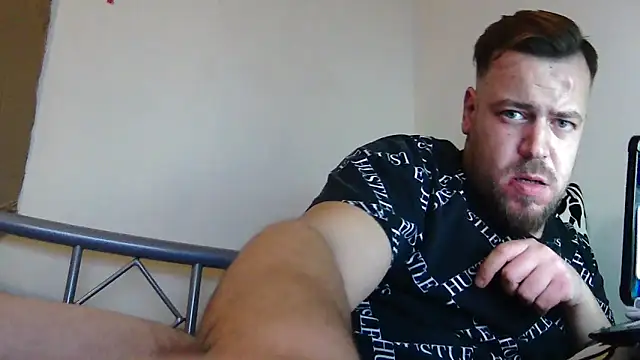 BiologicCargo752 online show from December 5, 2025, 7:54 pm