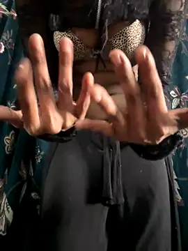 DAMinii  online show from October 24, 2025, 8:16 pm