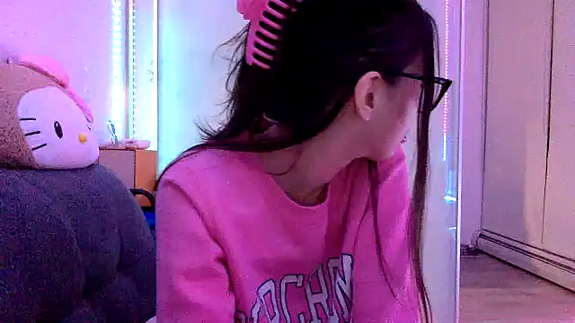 pinkybaby444 online show from December 14, 2025, 2:22 pm