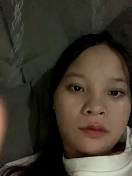 Snapshot of -Miraa- chatting on September 25, 2025, 2:21 pm -Miraa- online show from September 25, 2025, 2:21 pm