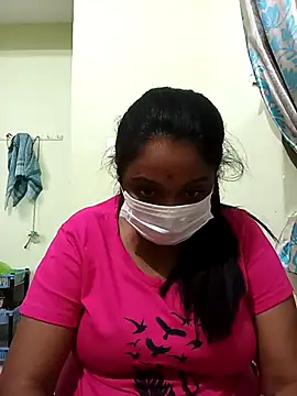 Snapshot of queendivya chatting on September 20, 2025, 3:57 pm queendivya online show from September 20, 2025, 3:57 pm