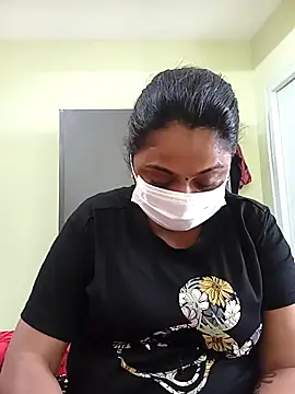 Snapshot of queendivya chatting on October 1, 2025, 5:46 am queendivya online show from October 1, 2025, 5:46 am