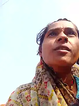 Hot reshmaji online show from November 18, 2025, 5:56 am