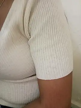 Snapshot of Disha-_00 chatting on November 10, 2025, 5:06 am Disha- 00 online show from November 10, 2025, 5:06 am