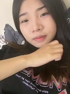 Snapshot of -Tania- chatting on October 13, 2025, 7:52 am -Tania- online show from October 13, 2025, 7:52 am