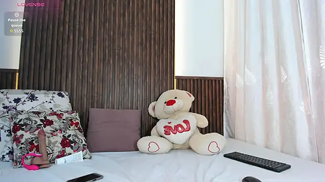 Snapshot of tifanny_doll01 chatting on November 20, 2025, 1:55 pm tifanny doll01 online show from November 20, 2025, 1:55 pm