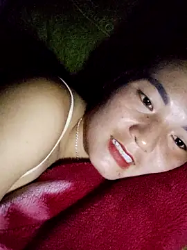 Snapshot of phuongxinhxan chatting on September 23, 2025, 12:41 pm phuongxinhxan online show from September 23, 2025, 12:41 pm