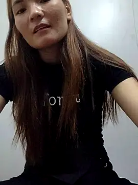 Snapshot of phuongxinhxan chatting on October 3, 2025, 2:36 pm phuongxinhxan online show from October 3, 2025, 2:36 pm