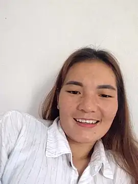 Snapshot of phuongxinhxan chatting on November 24, 2025, 3:28 am phuongxinhxan online show from November 24, 2025, 3:28 am