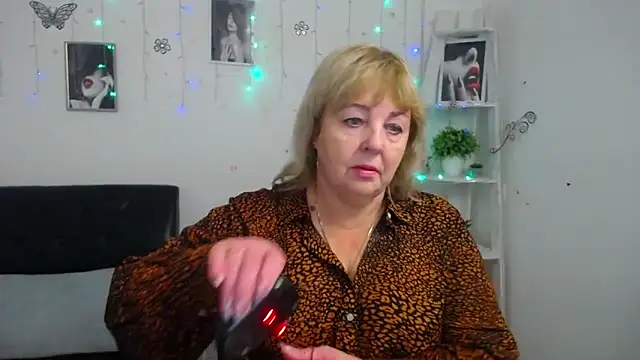 MilenaWedxy online show from October 10, 2025, 4:55 am