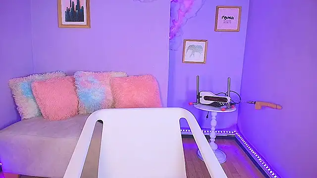 Snapshot of cat_nasty chatting on December 15, 2025, 4:11 pm cat nasty online show from December 15, 2025, 4:11 pm