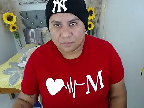 hotlesby valery online show from October 28, 2025, 12:09 pm